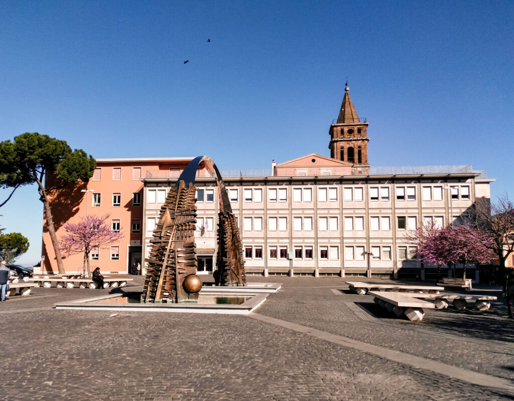 Piazza Giuseppe Garibaldi, Tivoli